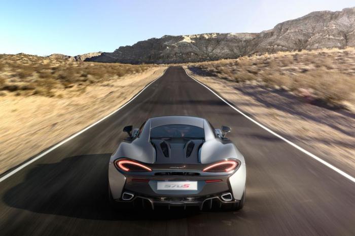 570s_blade_silver_shot_12_hr_0