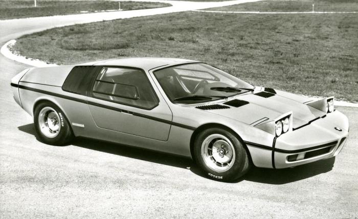 bmw-turbo-show-car-photo-457856-s-986x603